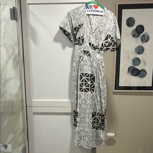 SEEK COLLECTIVE Women's Blue & Gray Geometric Print Short Sleeve Tie Waist Dress